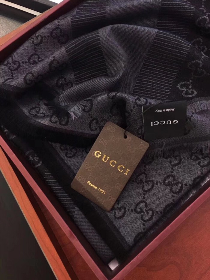 202211SS新作Gucciグッチ レディースマフラースーパーコピー