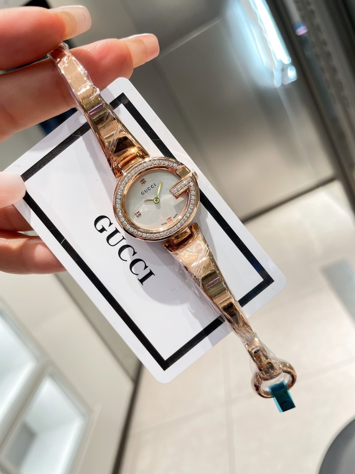 202211SS新作Gucciグッチ レディース時計 スーパーコピー3色