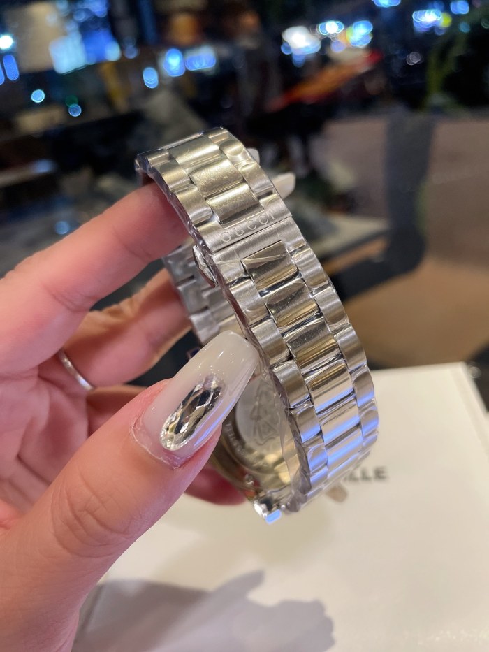 202211SS新作Gucciグッチ メンズ時計 スーパーコピー2色