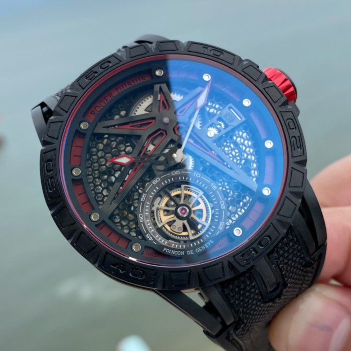202211SS新作ROGER DUBUISロジェデュブイメンズ時計 スーパーコピー3色