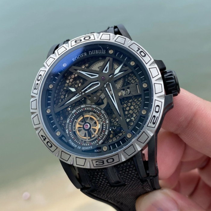 202211SS新作ROGER DUBUISロジェデュブイメンズ時計 スーパーコピー3色