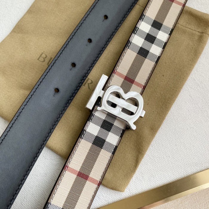 202211SS新Burberryバーバリーベルトスーパーコピー