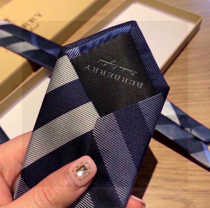 202211SS新作Burberry バーバリーネクタイ スーパーコピー
