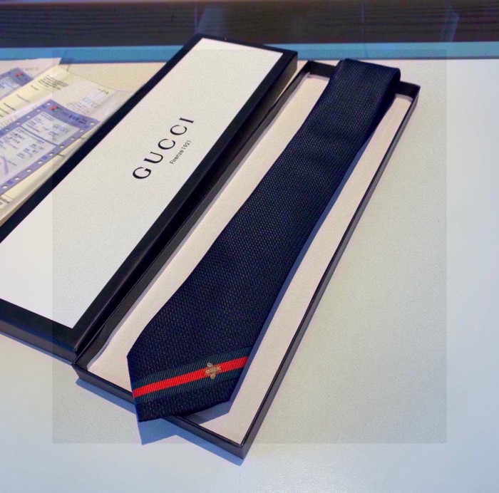 202211SS新作Gucciグッチネクタイ スーパーコピー