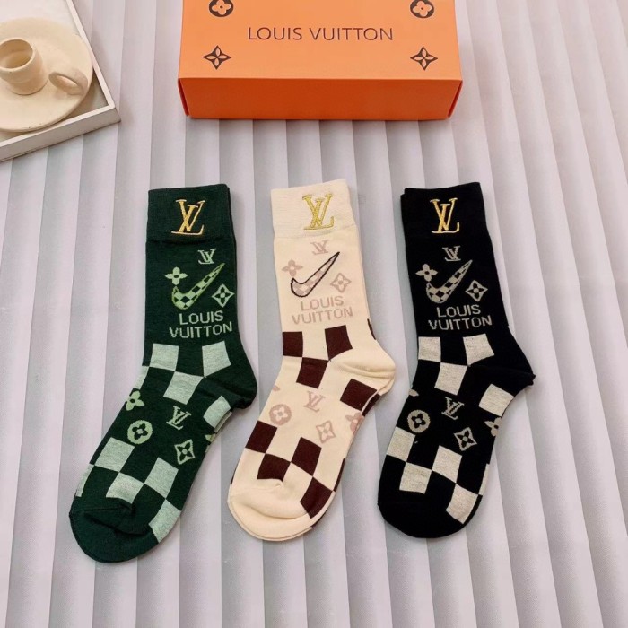 202211SS新作 Louis Vuitton ルイヴィトン 靴下って スーパーコピー