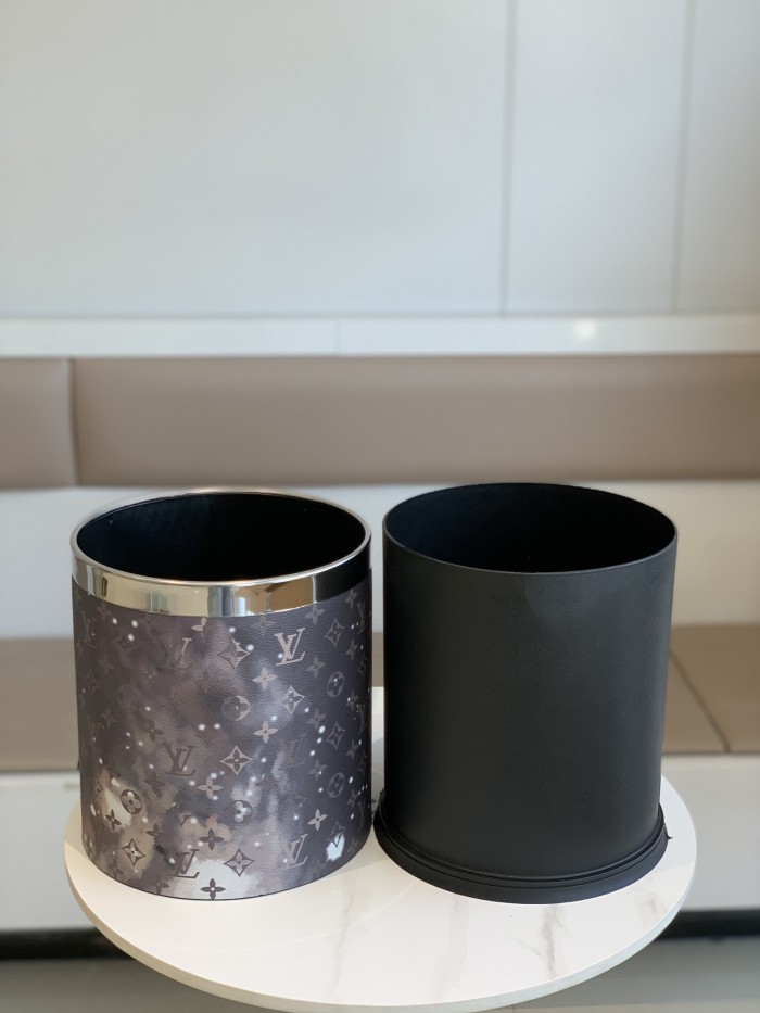 Louis Vuitton ルイヴィトン　ゴミ箱　ダストボックス　リビング/キッチン/寝室用　2重構造蓋なし10L　インテリア 星空モノグラム