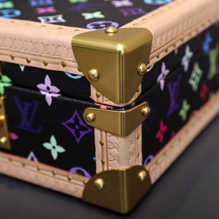 Louis Vuitton ルイヴィトン　ハードケース　ジュエリーケース　ジュエリーボックス　LVカスケット