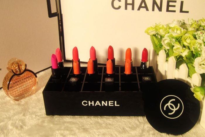 シャネル小物入れ　CHANELアクリル収納ボックス　メイクボックス　口紅ボックス　インテリア