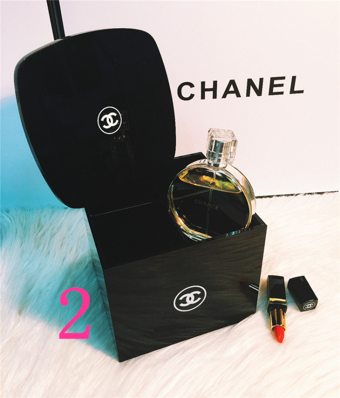 お買い得２つセット　手鏡と小物入れの組合せ　CHANEL/シャネル　化粧用品鏡/収納BOX