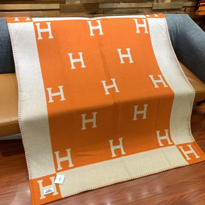 Hermes　エルメス　暖かい ウールブランケット ジャガード ６色　Hマーク　毛布　ベッド/カー/旅行/子供用でき