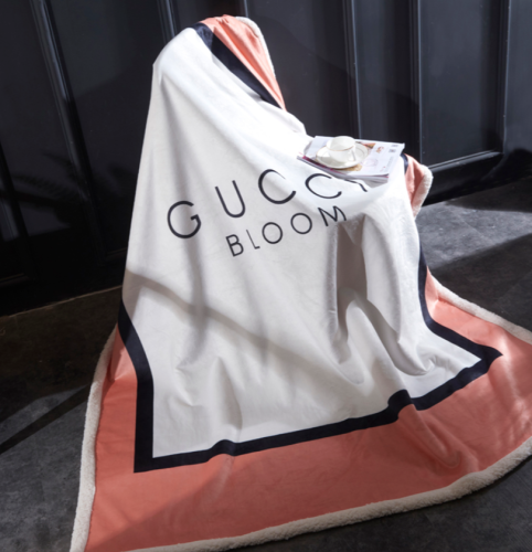 グッチ/Gucci　毛布　ブランケット　あったかベッド寝具　おしゃれ毛布　掛け布団/ひざ掛け/ソファーカバー　秋冬/冷房対策 人気