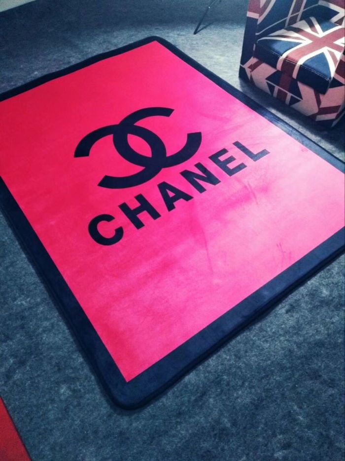 CHANELシャネル　カーペット150×200サイズ　人気絨毯　ラグ大判マット　ウォッシャブル　滑り止め付　おしゃれオススメ