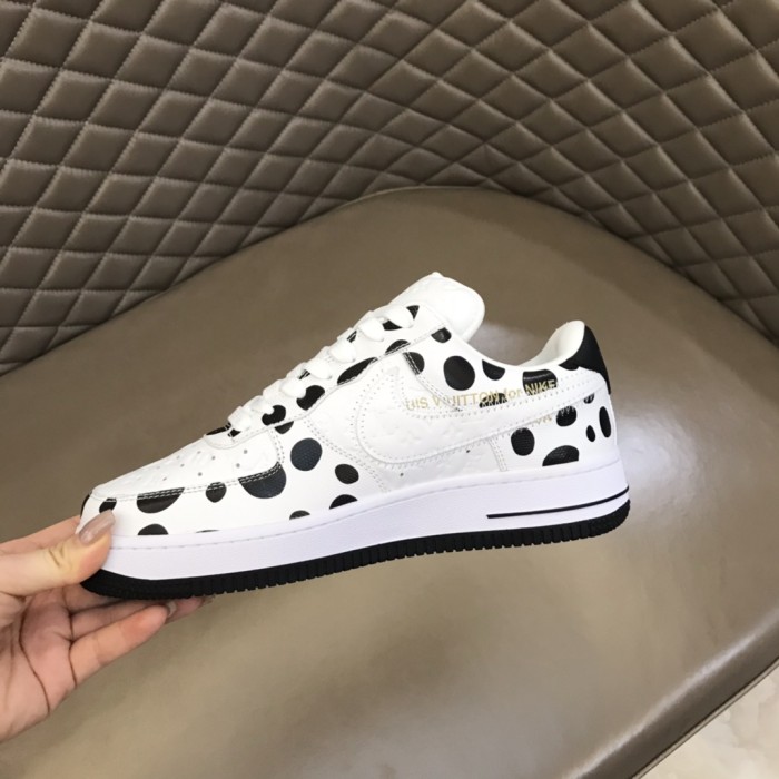 入手困難Loui Vuitto x OFF-WHITE x Nike レディース カジュアル スニーカー
