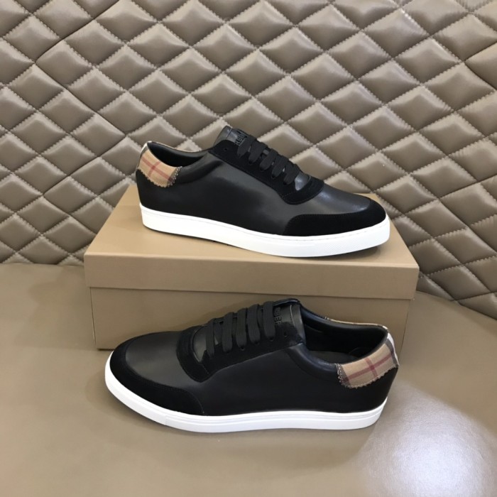 高品質Burberryバーバリー メンズ クラシック ロートップ スニーカー