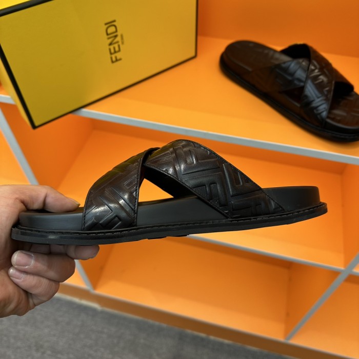 高品質FENDI フェンディ メンズ 春夏 スリッパ