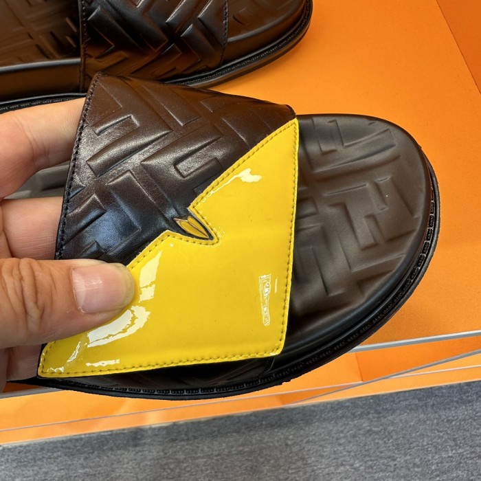 最新FENDI フェンディ メンズ 春夏 スリッパ