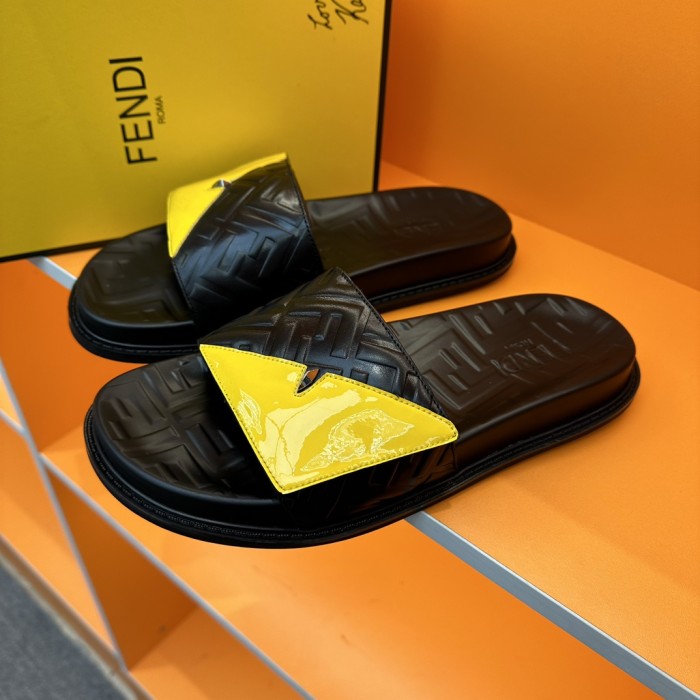 最新FENDI フェンディ メンズ 春夏 スリッパ