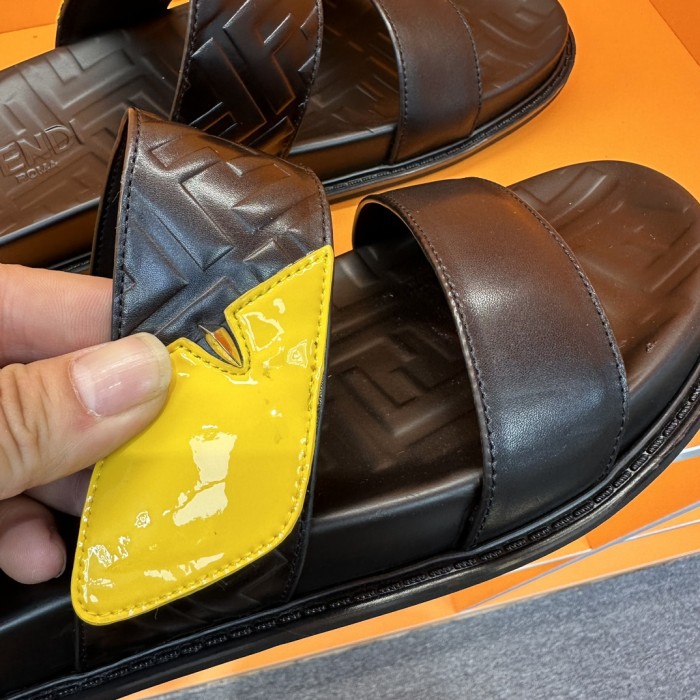 FENDI フェンディ偽物 メンズ 春夏 スリッパ