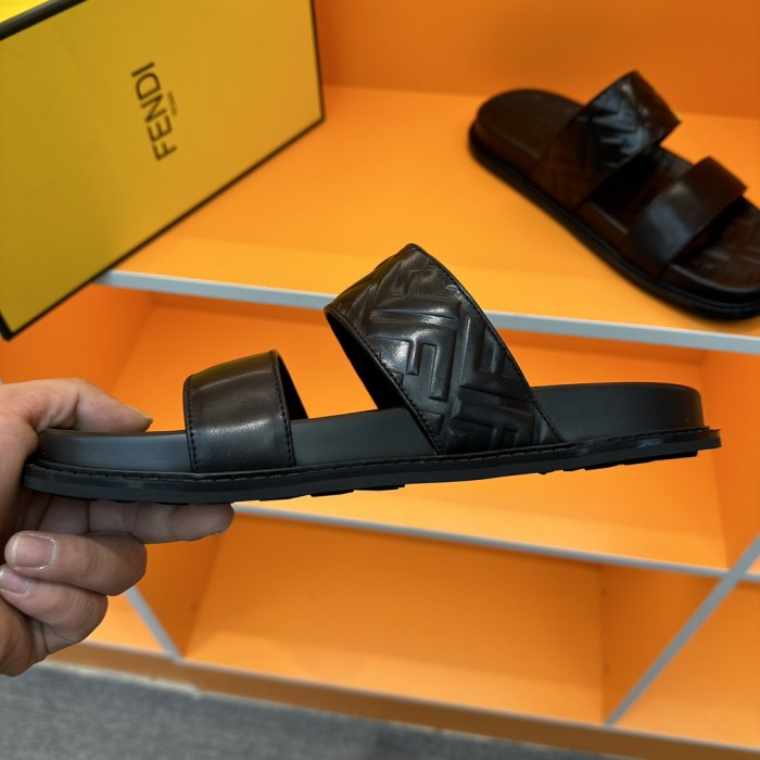 FENDI フェンディ偽物 メンズ 春夏 スリッパ