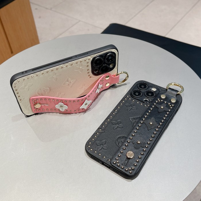 2023新作ルイヴィトン/Louis Vuitton ケース最新全機種13 Pro/11/Xs Max/Xr/XS/iPhone7/7P/8/8P/iPhone12/13/14 6色
