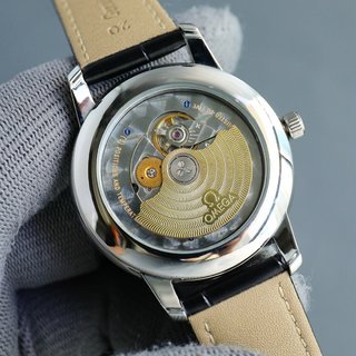 追跡付 Omega オメガ 激安偽物 自動ロボット メンズ腕時計3色