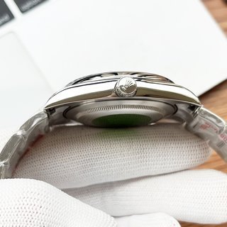 高品質 ロレックス ROLEX スーパーコピー 全自動シチズン8215輸入ムーブメント2色