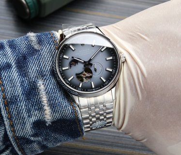 超奇跡の入荷☆ロレックス スーパーコピー 日月星辰シリーズ原装輸入82 S 7ムーブメント