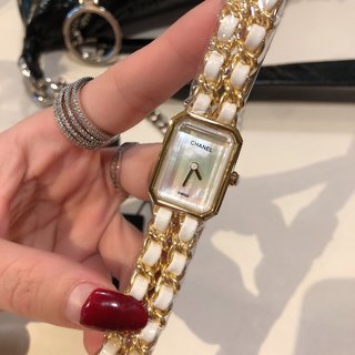 一目惚れ♪ シャネル 偽物通販 レディース腕時計