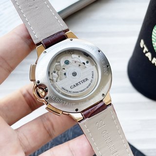超奇跡の入荷☆ カルティエ コピーおすすめ 逸品メンズ腕時計4色