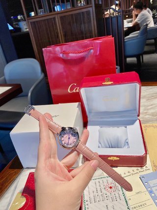 【限定】カルティエ スーパーコピー 33 mm青風船石英ムーブメント経典伝承316精鋼
