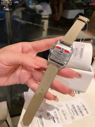 ★超人気 カルティエ n級品 山度士超薄型デュモンシリーズ腕時計
