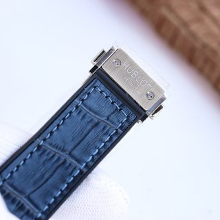 超奇跡の入荷☆ ウブロHUBLOT 偽物通販 42 mmサイズは原装輸入ムーブメント