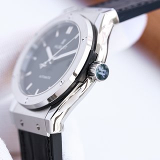 使い勝手良し ウブロHUBLOT n級品 42 mmサイズは原装輸入ムーブメント