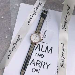 入手困難 COACH 激安通販 クリッツマディソンシリーズの婦人時計はドリル付き