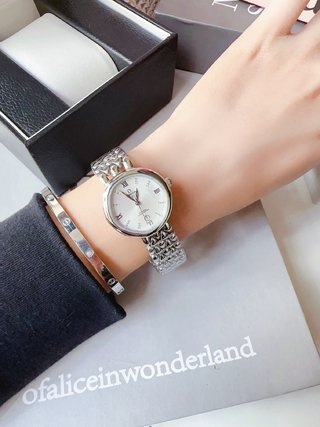 累積売上総額第１位！オメガOMEGA コピーおすすめ 逸品女神水滴シリーズ腕時計2色