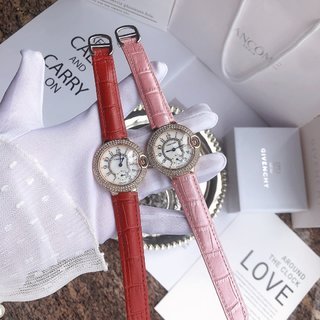 【話題商品！】カルティエ・CARTIER 激安偽物 ブルーバルーンシリーズ、女性用高級石英腕時計3色