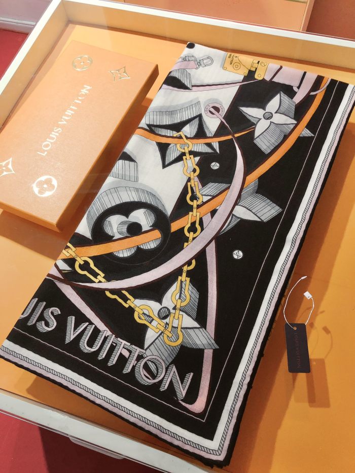 【限定】 ルイヴィトン 偽物通販 オリジナルのLvスカーフ140 cmベルベット版は