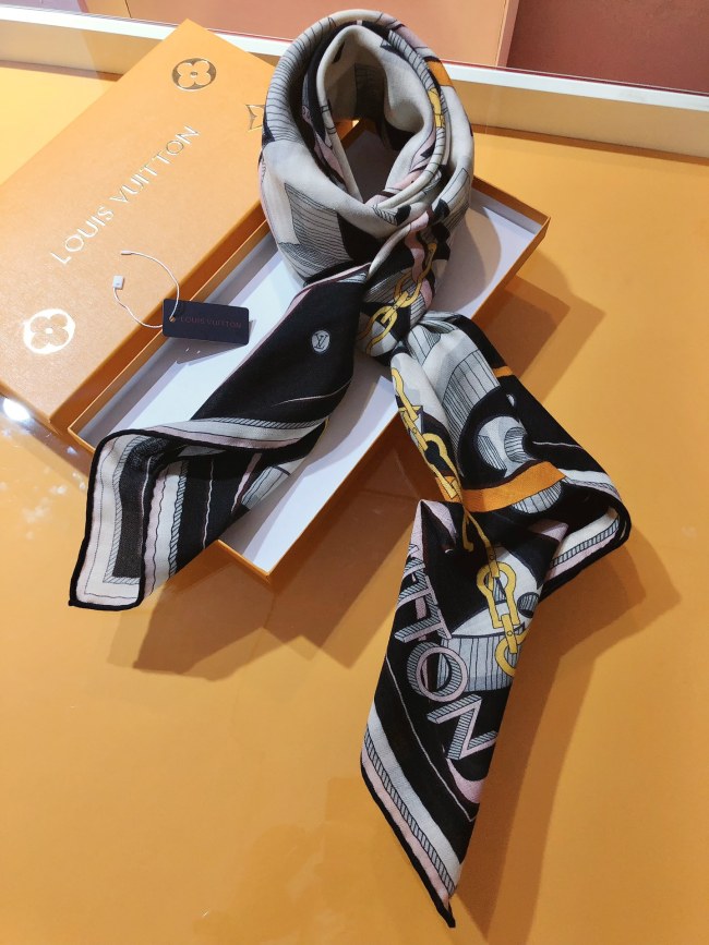 【限定】 ルイヴィトン 偽物通販 オリジナルのLvスカーフ140 cmベルベット版は