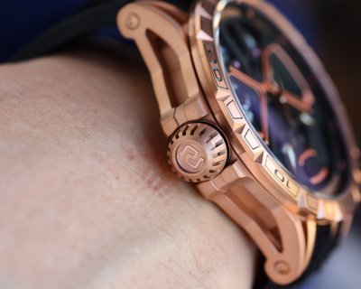 超奇跡の入荷☆ ROGER DUBUISロジェデュブイAutomatic Skeleton自動上鎖透かし彫りシリーズの新しい演繹を経た超卓越時計