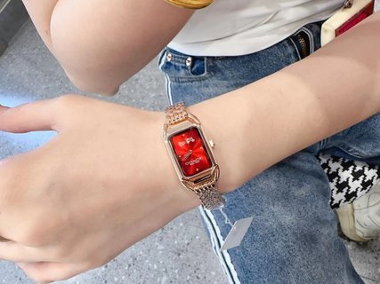 超奇跡の入荷☆ コーチ 激安通販 マディソンシリーズ婦人時計ドリル付き