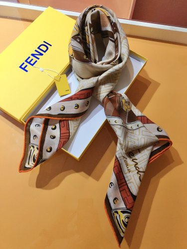 ★超人気 Fendi フェンディ激安偽物 レディースビロードのスカーフ