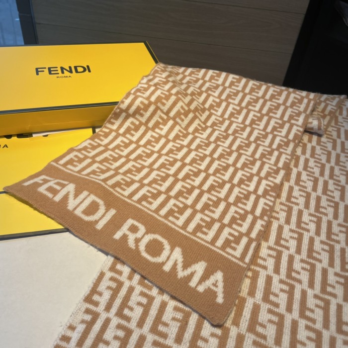 新作 Fendi フェンディ 激安偽物 レディース マフラー