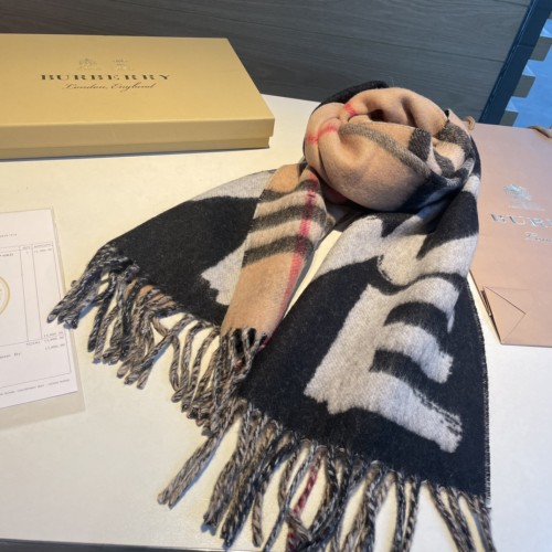 【話題商品！】Burberryバーバリー コピー最新リバーシブルスカーフ