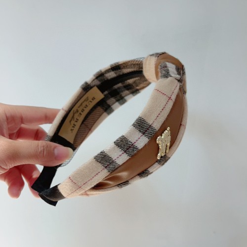 日本未入荷 Burberryバーバリー n級品 レディース カチューシャ