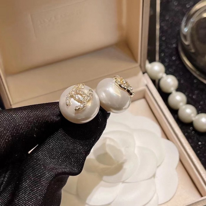 日本未入荷 Chanelシャネル スーパーコピー レディース イアリング