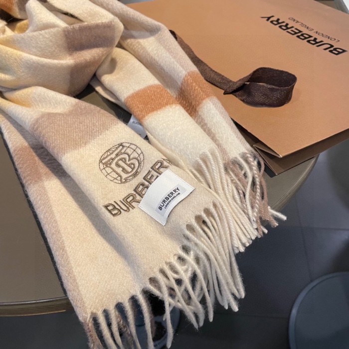 【話題商品！】 Burberryバーバリー 偽物通販 カシミヤ マフラー