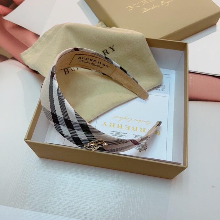 超奇跡の入荷☆ Burberryバーバリー コピー レディース カチューシャ