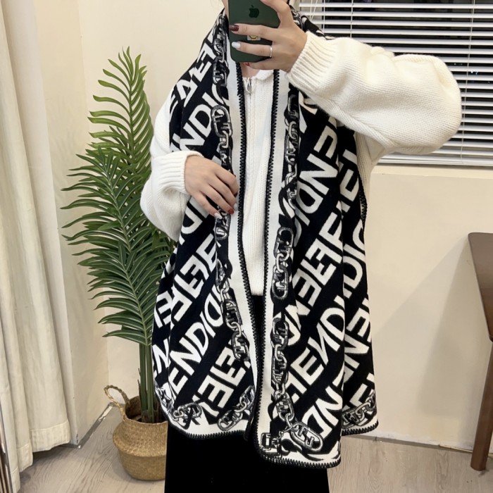 【話題商品！】 Fendi フェンディ コピー レディース マフラー