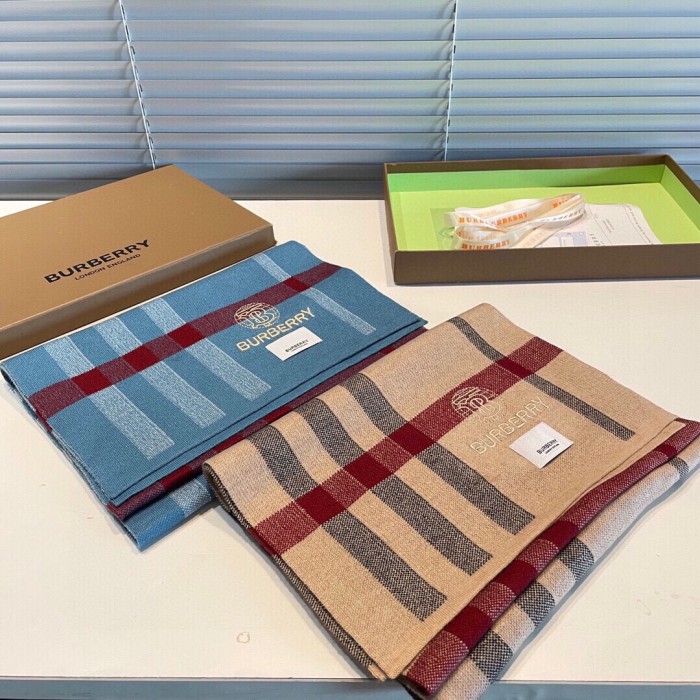 高品質 Burberryバーバリー スーパーコピー レディースマフラー