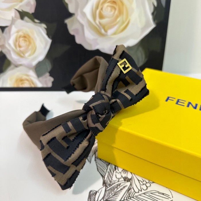 使い勝手良し フェンディ コピーおすすめ レディース カチューシャ